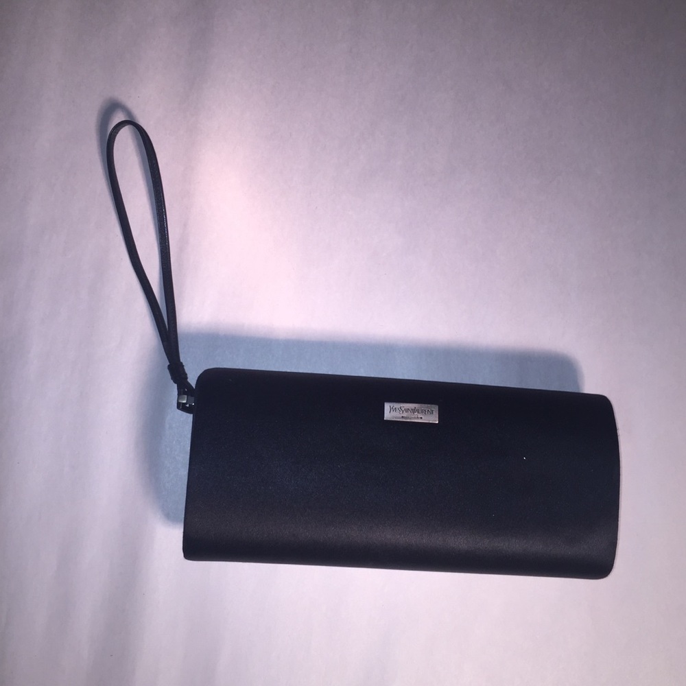 auth SAINT LAURENT black silk hardshell CLUTCH - Picture 2 of 8